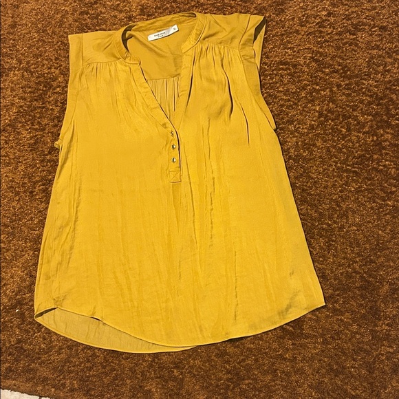 PIA- AITALIA Tops - Chic Mustard Sleeveless Blouse